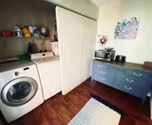 Centrally located cozy cottage, near KU campus