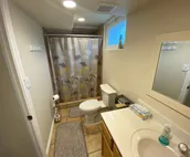 Cozy Master Bdrm  & Private Bath ♡ Downtown RS
