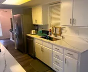 The Hideaway 3 bedroom 2 bath Game room Getaway