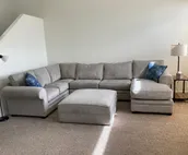 Nice, Quiet Townhouse w/Garage