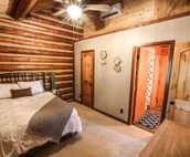 Cozy Cabin Lane w/ inflatable hot tub & game room