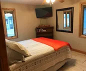 The Lake House Bedroom 2