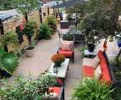 Historic District Carriage House - EV Parking