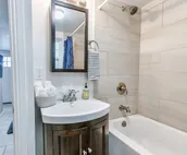 Myrtle Place--Urban Core/5 Beds/Fiber/EV Charging
