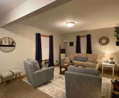Cheerful 3-bedroom residential home.