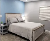 Ravishing 2 bed/1 bath W/Hottub BBQ & firepit