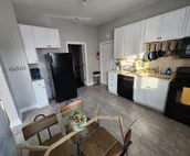 Historically Modern Delano can accommodate upto 6