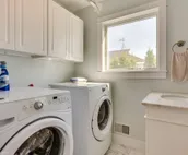 New Luxury Beach Homes -Best Location-Spacious!