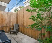 5-Star Charming Philly Townhouse in Museum Area
