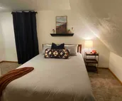 Cheerful 3-bedroom residential home.