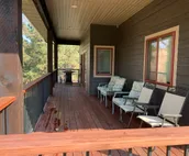 Six Gun Lodge, very private on 80 acre tree farm