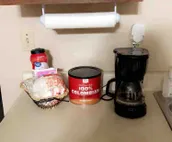 HC Hideaway 2BR - Clean  Luxurious Stay Awaits!