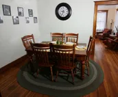 THE 617: Fireplace & 5 min walk to Falls Park USA!
