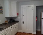 THE 617: Fireplace & 5 min walk to Falls Park USA!