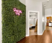 Old Town/Lincoln Park | Stunning Home | King Suite