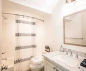 Bohème • Designer Luxury House for 12 • Montrose