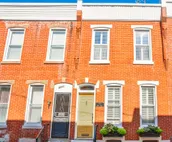 5-Star Charming Philly Townhouse in Museum Area