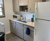 Clean& Cozy!  Perfect for Traveling Worker! 1102