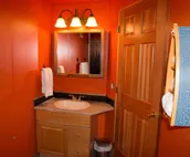 Full Amenities, Privacy, great location!