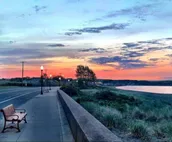3 BR Sleeps 6  - Cozy beach house near Newport RI