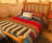 Tipi 3 - Free Hot Springs Day Pass