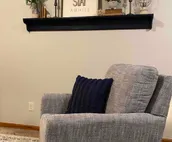 Cheerful 3-bedroom residential home.