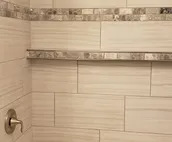 Upper Level Gorgeous Downtown Apt 2 bed/2bath