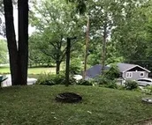 Lazy Daze Cottage with Great Lake Views