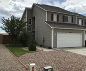 Nice, Quiet Townhouse w/Garage