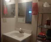 Retro Down Under/Basement Apartment