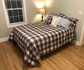 Centrally Located Cozy Cottage