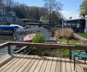 Relaxing Lake Freeman Cozy Cottage, Large Deck