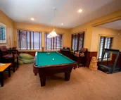 Luxury 6br Solitude Village- Indoor Court, Hot Tub