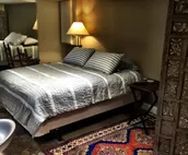 Comfortable Downstairs Apartment in Broad Ripple