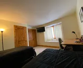 (56) AIR-CONDITIONED Gorgeous Killington Condo.