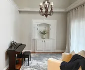 6 bdr 5 ba luxury home. Sleeps 14.  5 min (1-80)