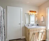 Next to Championship Park, Sleeps 6, Lots of parki