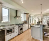 New Luxury Beach Homes -Best Location-Spacious!