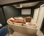 6 bdr 5 ba luxury home. Sleeps 14.  5 min (1-80)