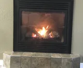Central Location to Downtown 3bed 2bath