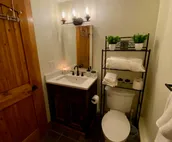 (56) AIR-CONDITIONED Gorgeous Killington Condo.