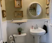 The Yellow Cottage with an Inviting Hot Tub
