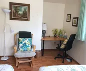 Spacious Private Double Beds Bright Near Airport