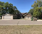 Large Two Home Lake Complex Sleeps 12 or more.