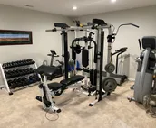 6 bdr 5 ba luxury home. Sleeps 14.  5 min (1-80)