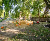 Buffalo Hallow retreat has fall fun/volleyball+
