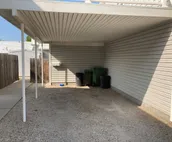 Clean, Quiet & Cozy Downtown Hays Home