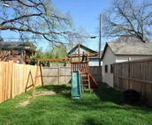 Center of Highlands! +2500 sq ft Awesome Location