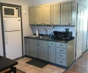 Large Suite in Collett Park