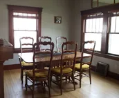 Charming Home a few minutes from 1-80